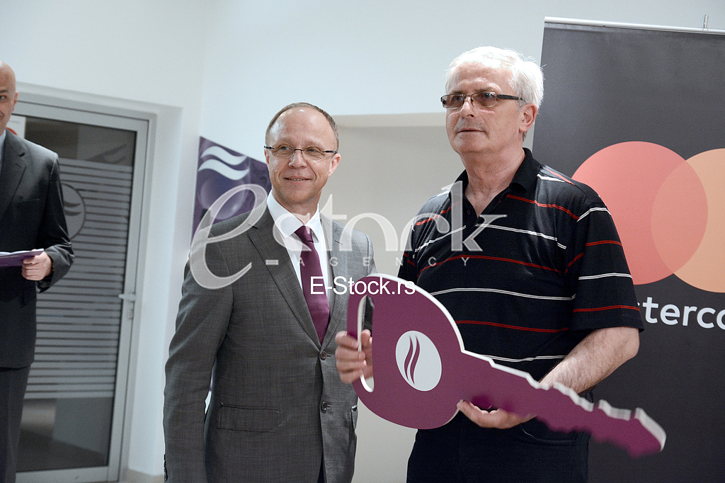  Commercial Bank, awards ceremony.