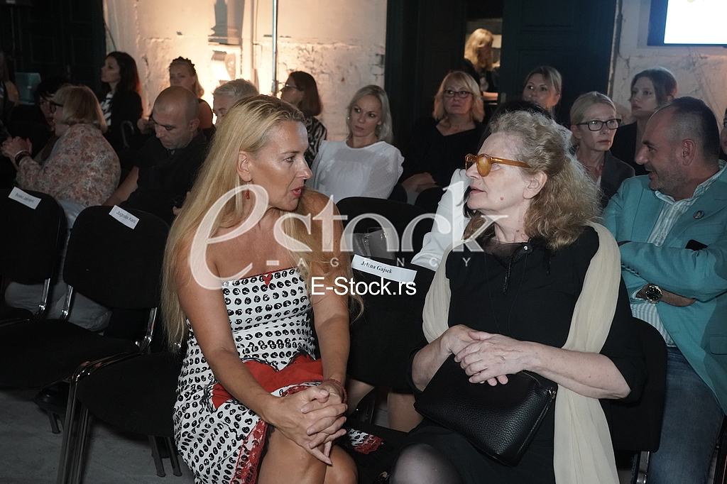 Jelena Gajsek i Neda Todorovic