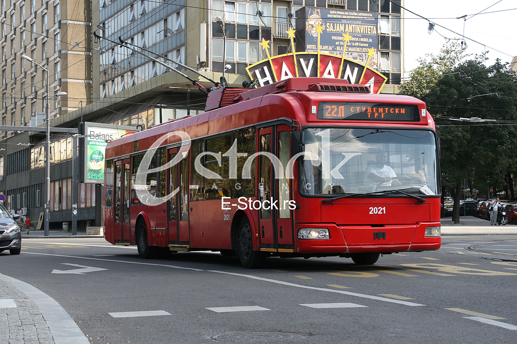 Trolleybus at the Station, Slavija