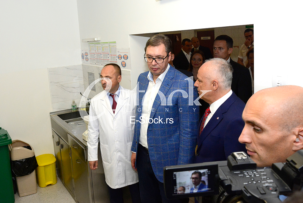  president of Serbia Aleksandar Vucic visiting the children's clinic in Tirsova Street