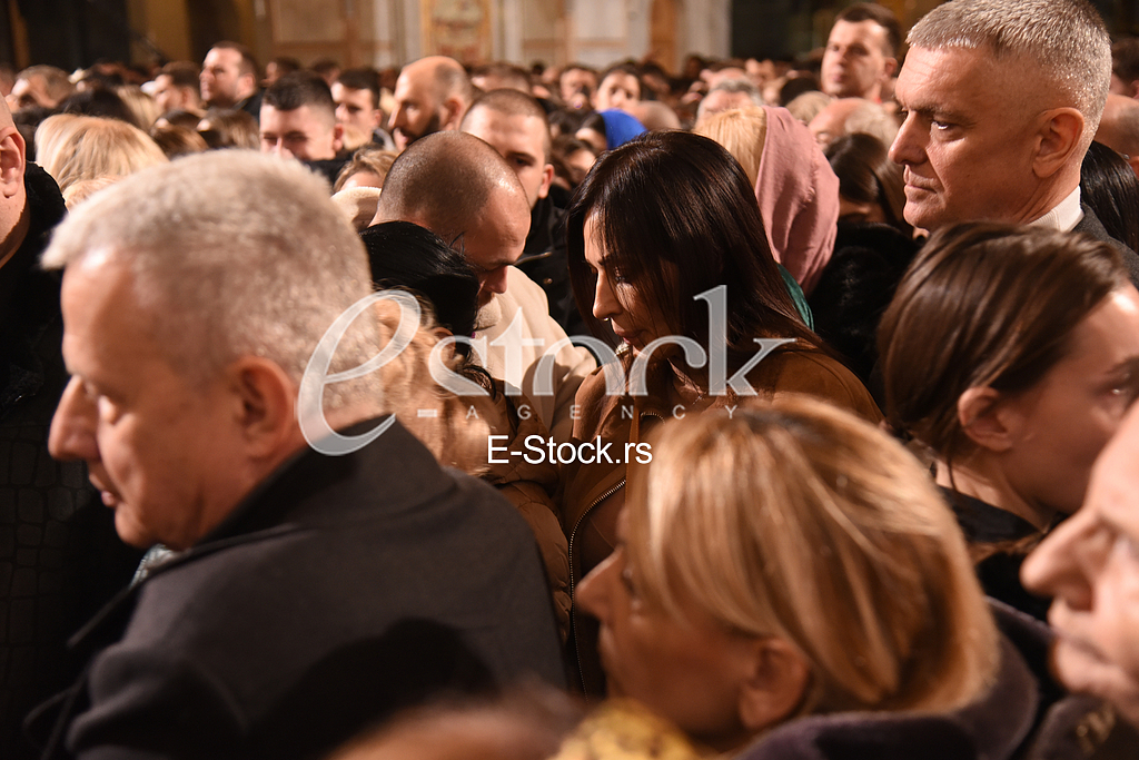 Svetlana Ceca Raznatovic bozicna liturgija