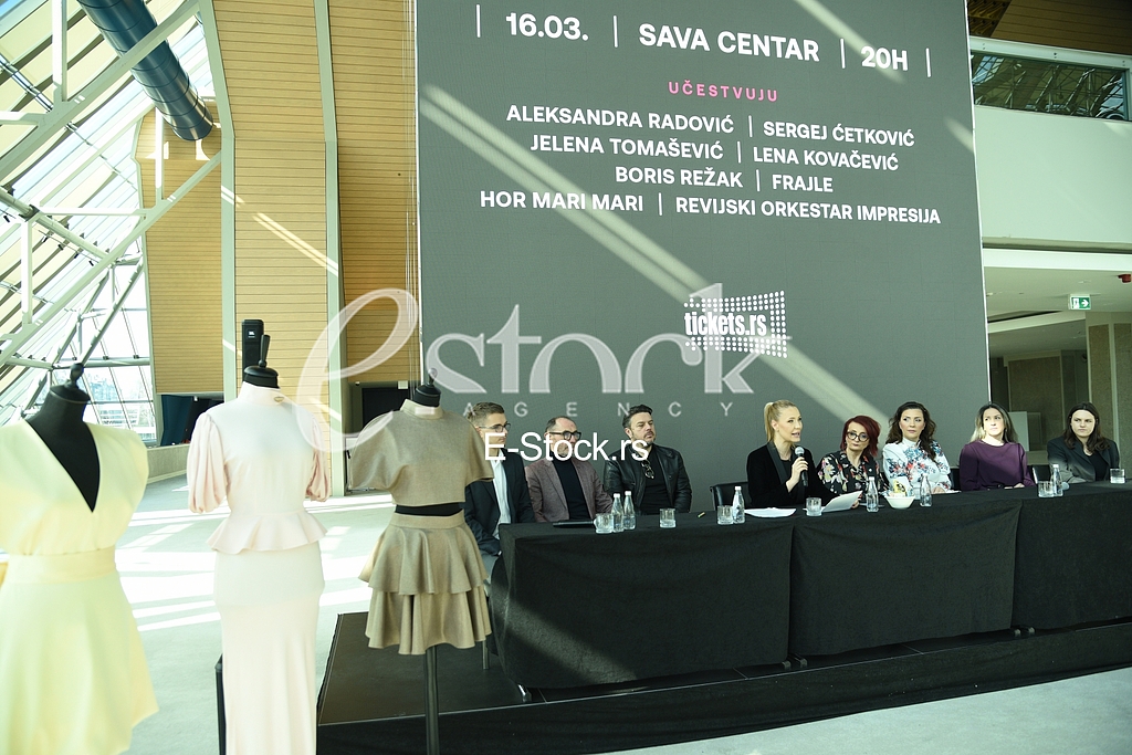 Konferencija za stampu povodom koncerta za nastradalu decu u Ribnikaru