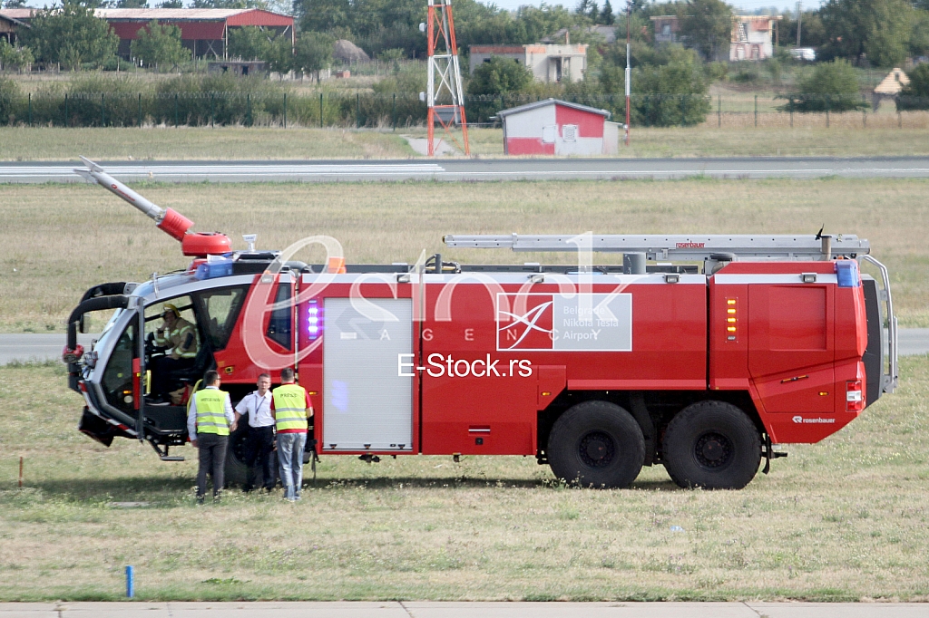 Aerodrom Nikola Tesla