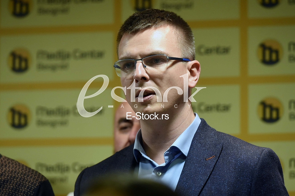 Milos Parandilovic, Patriotski blok konferencija za medije