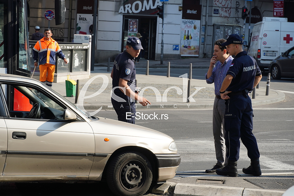 Policija