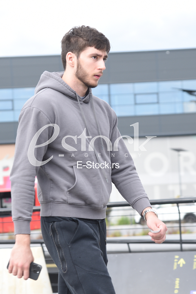 Kan Dzinovic_aerodrom