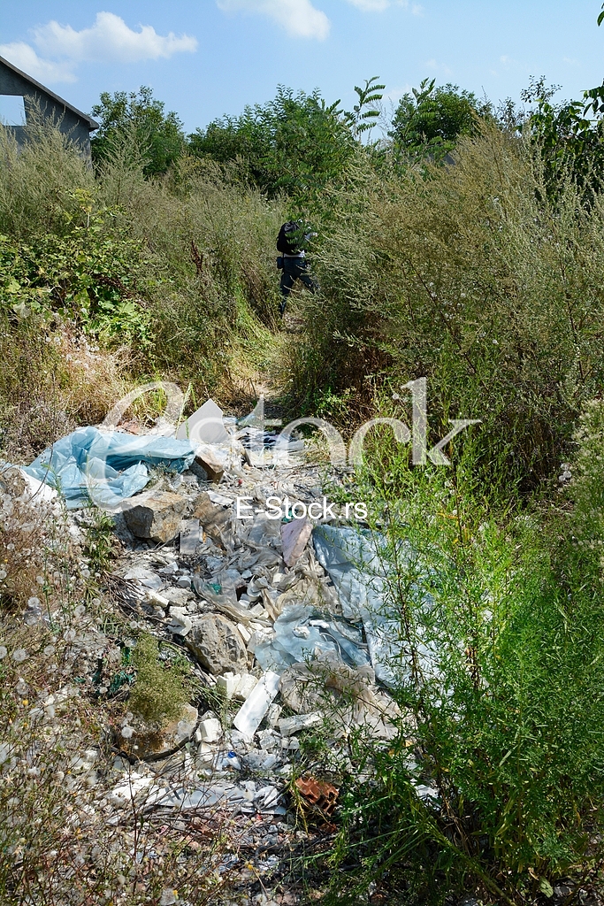 Gypsy got electrocuted, landfill in Rakovica