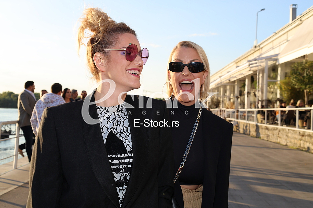 Ana Radonjic Zoe Kida i Tamara Todevska