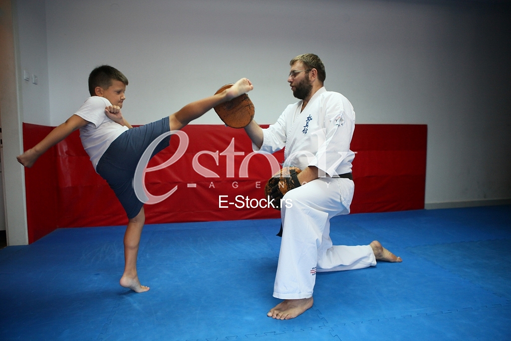 Training Kyokushin karate