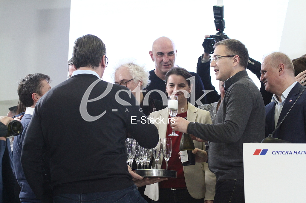 Press Conference SNS