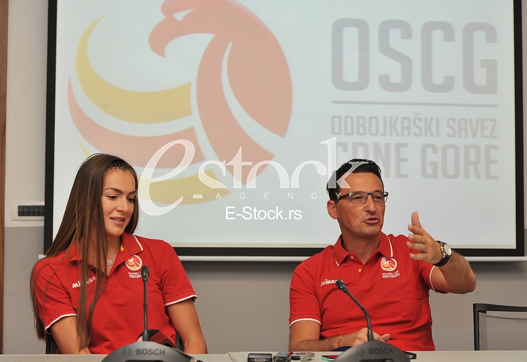 Dragan Nesic new coach women's volleyball national team of Montenegro and captain Tanja Bokan on press.Photo E-Stock Petar Jovanovic