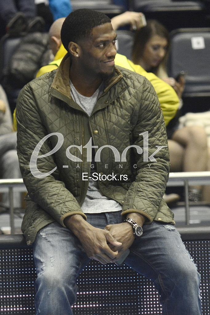 Partizan won the Szolnok in the 11th round of the Champions League FIBA, with 77:67.