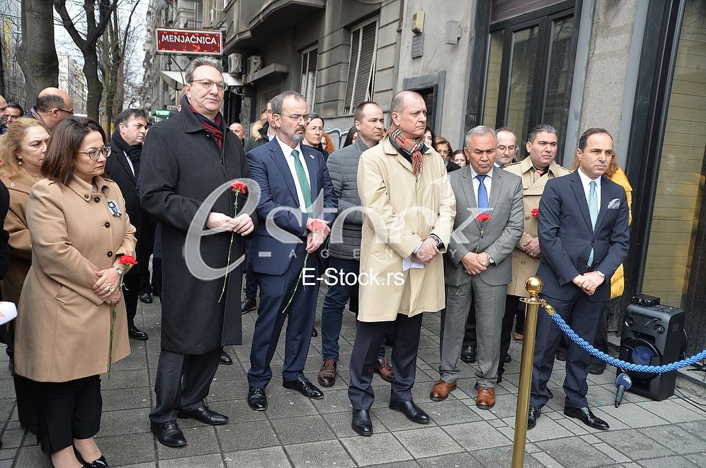 Entoni Godfri, Slobodan Vukcevic