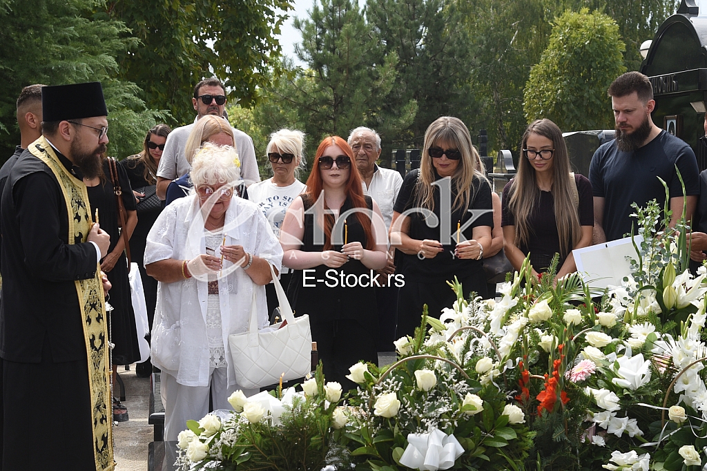 Suzana Jovanovic Danijel Jovanovic Aleksandra Popovic_Pomen Sasa Popovic Suzana Jovanovic Danijel Jovanovic Aleksandra Popovic_Pomen Sasa Popovic