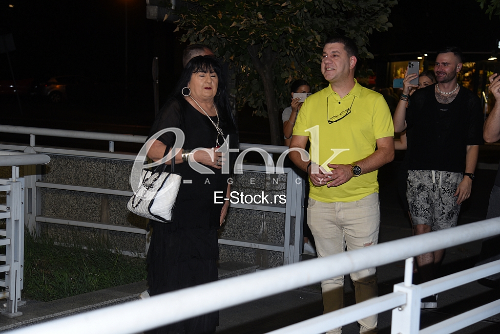 Ivan Marinkovic Milosava Nikolic_Narod pita