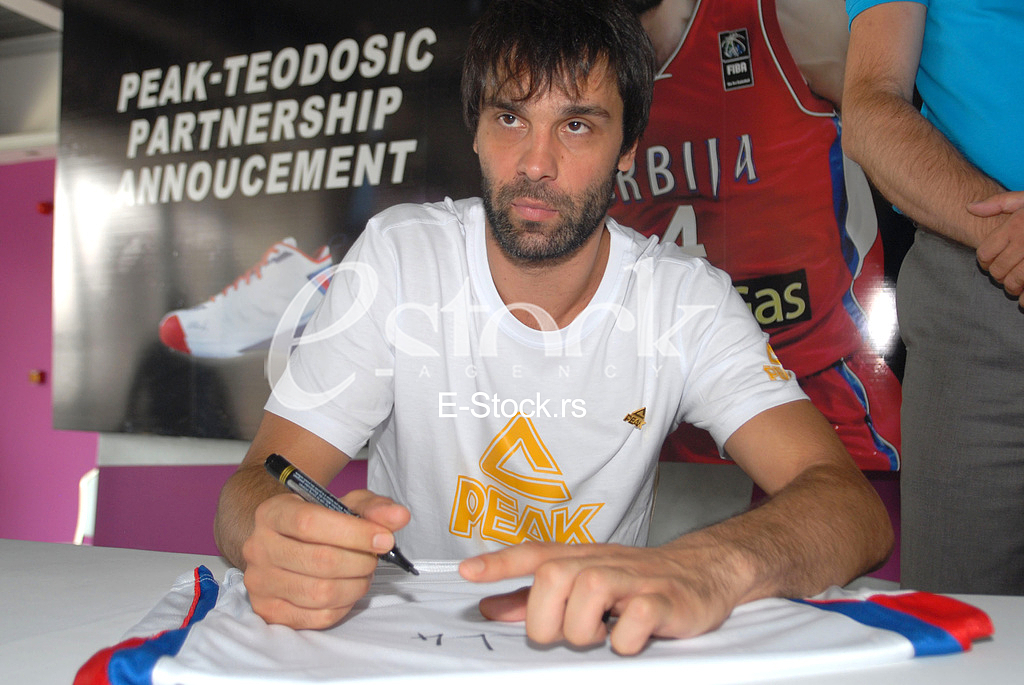 Milos Teodosic