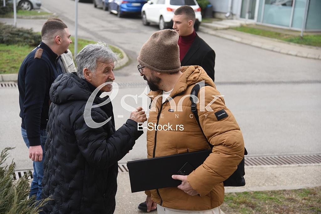 Ognjen Amidzic_Pinkove Zvezde