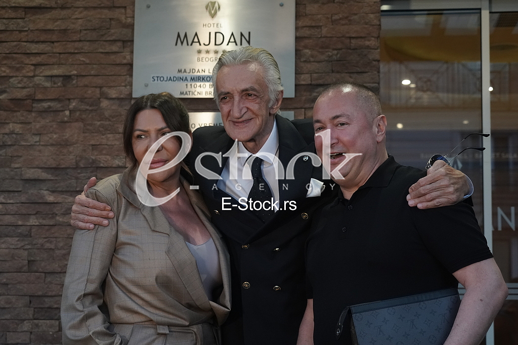 Sladjana Trajkovic, Mirko Kodic i Radisa Trajkovic Djani