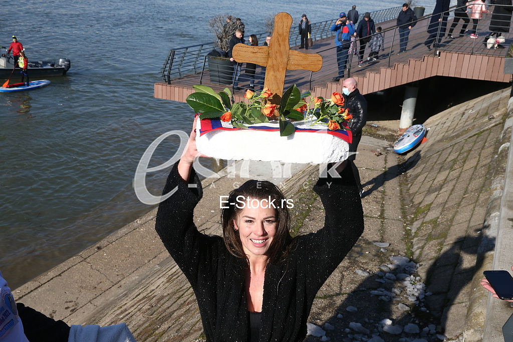 Plivanje za casni krst Beograd Marija Stefanovic