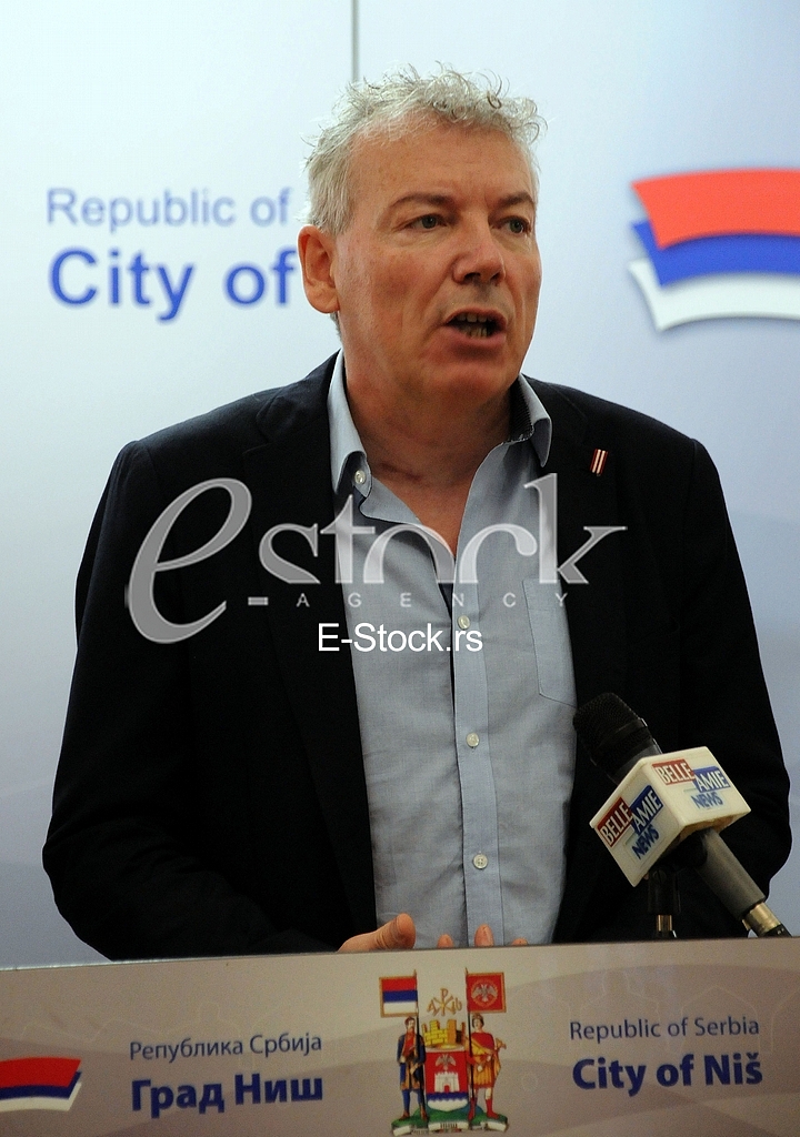 The French delegation in a visit to the city Nis