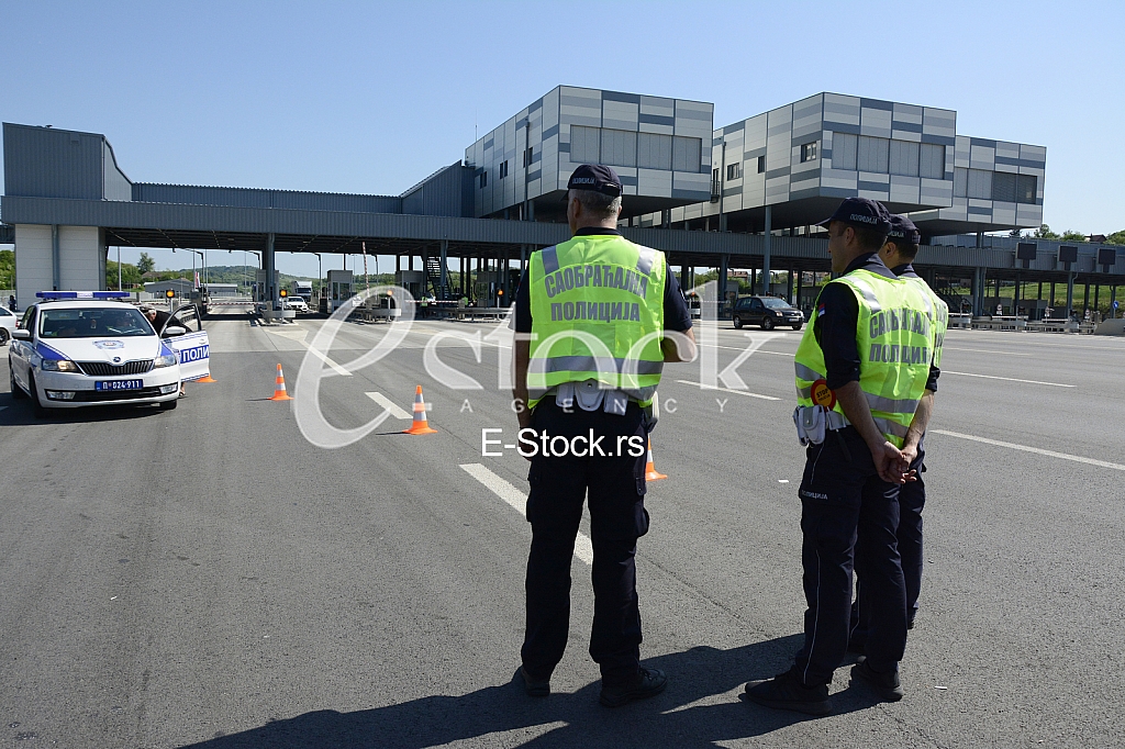 Toll plaza, new system for charging penalties for speeding limitation