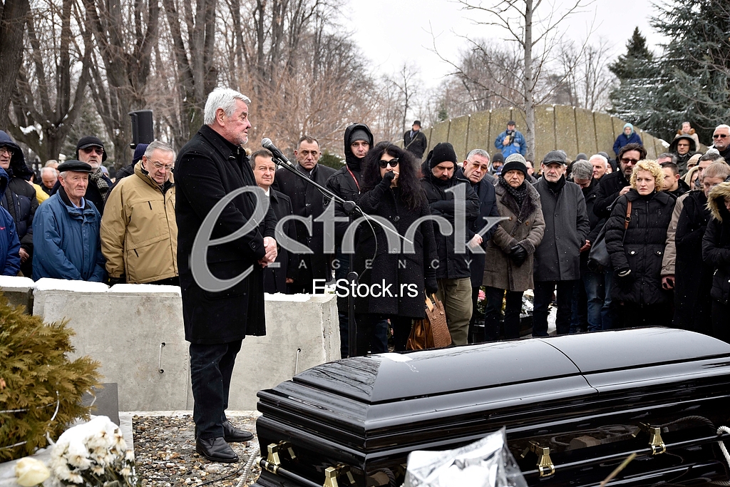 Marko Nikolic Sahrana_Photo e-stock Katarina Mihajlovic