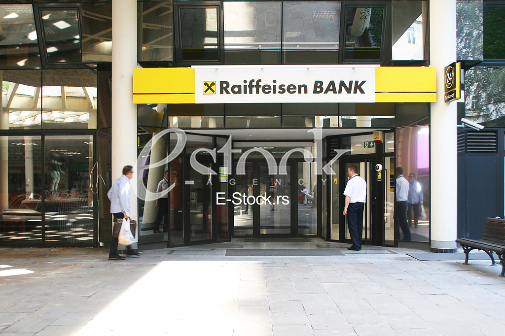 Entry Raiffeisen Bank