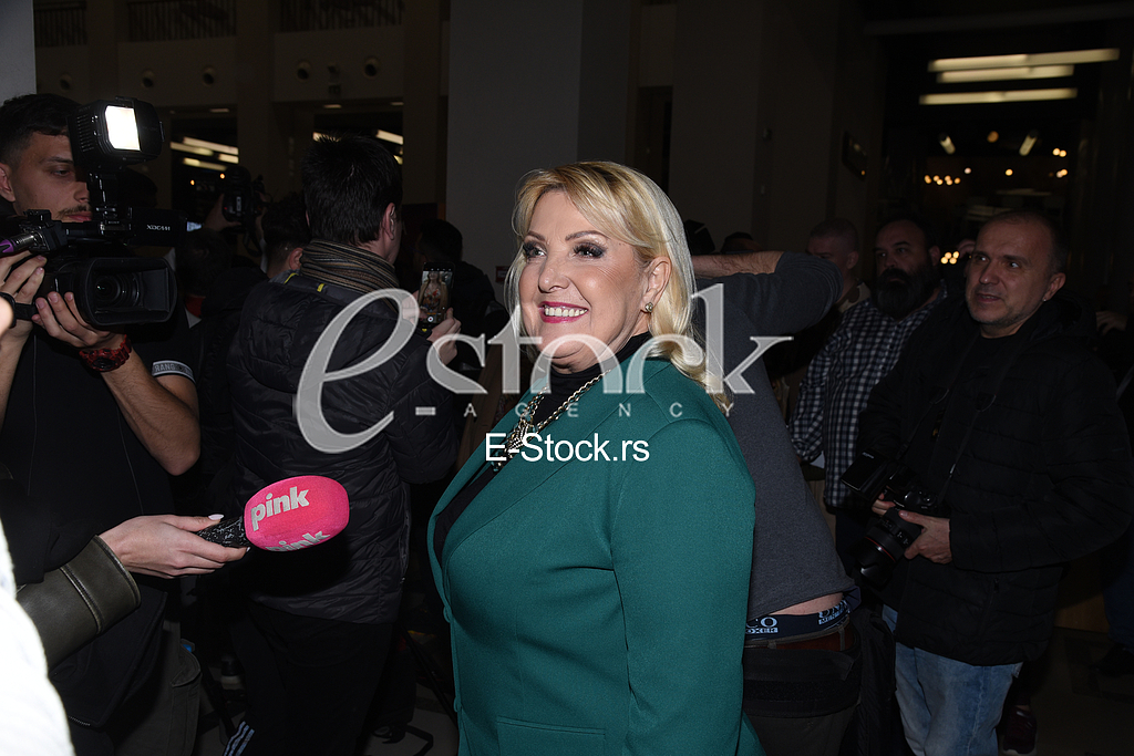 Snezana Djurisic_Pesmom kroz vreme