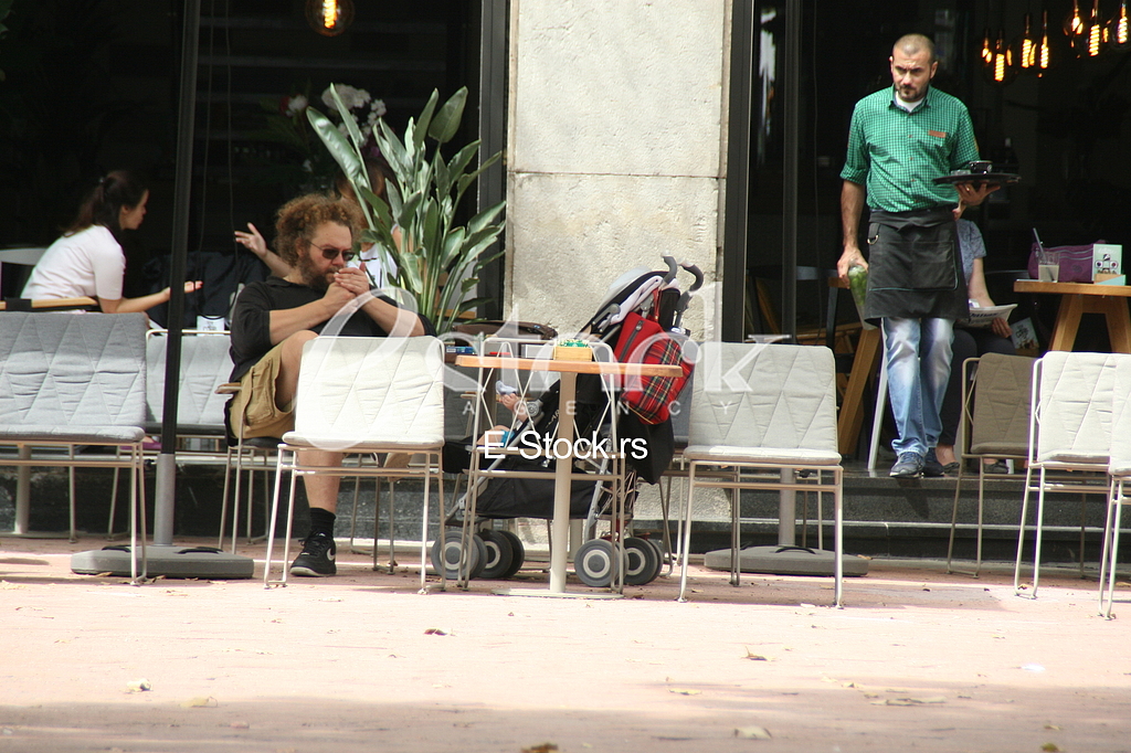 Marko Kon paparazo