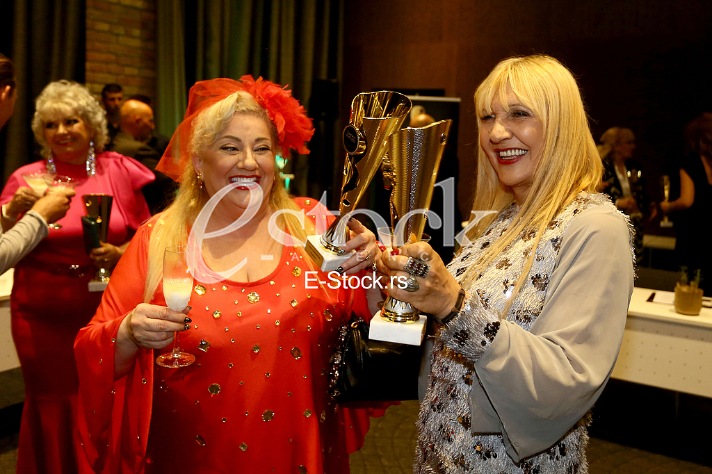 Vesna Rivas i Vesna Radomirovic