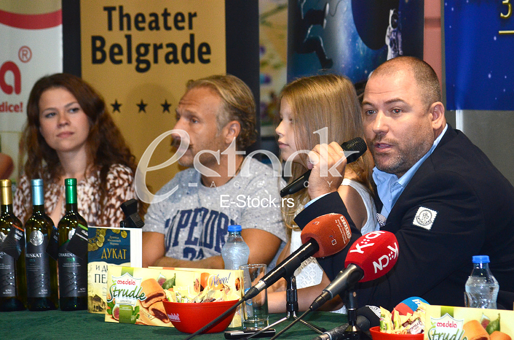 Press conference before the start of filmingCome back Zone