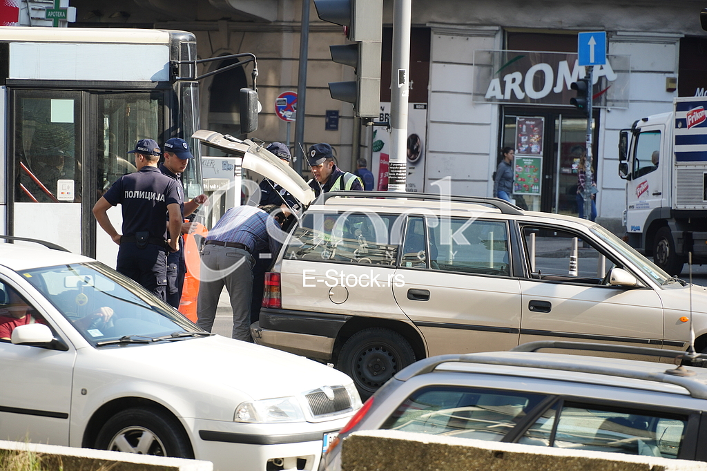 Policija