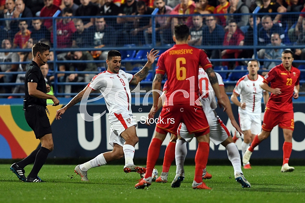 Fudbalska utakmica Crna Gora Srbija