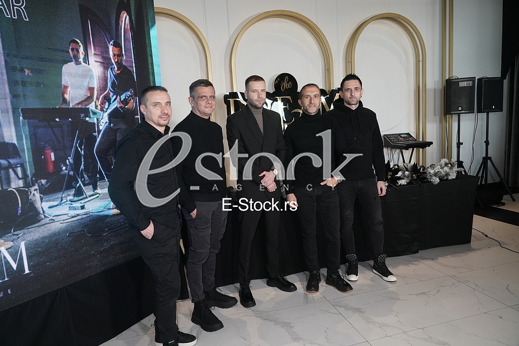 Vladan Savic i clanovi Magla benda