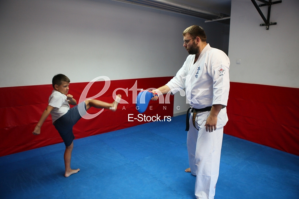 Training Kyokushin karate