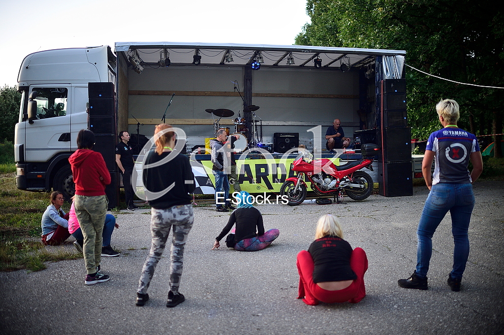 MAD Moto avantura za devojke