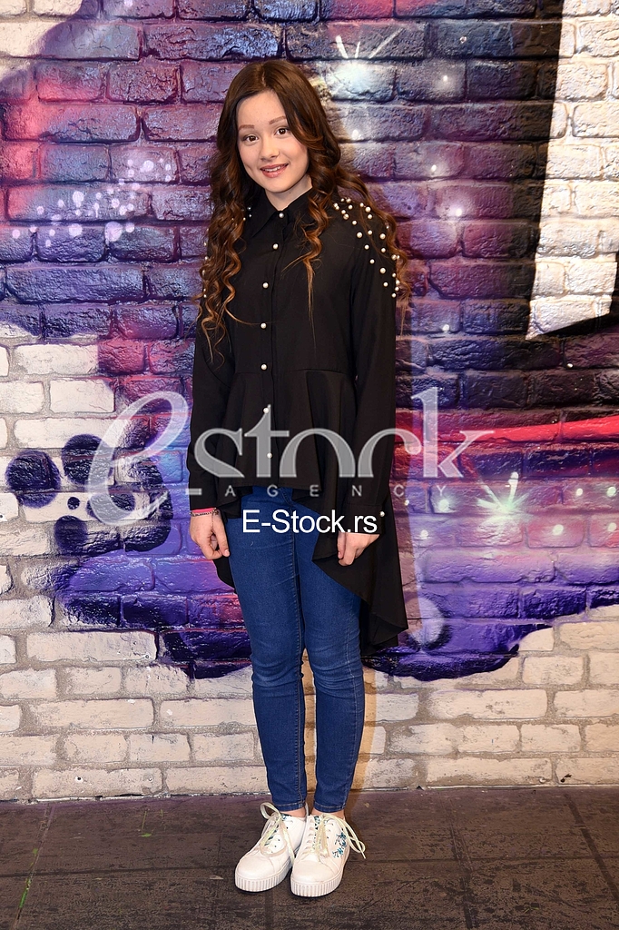 Pinkove zvezdice_photo_e-stock_Katarina Cvijovic