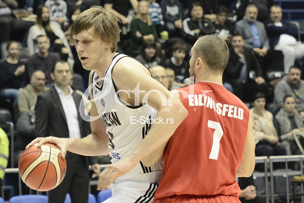 Partizan won the Szolnok in the 11th round of the Champions League FIBA, with 77:67.