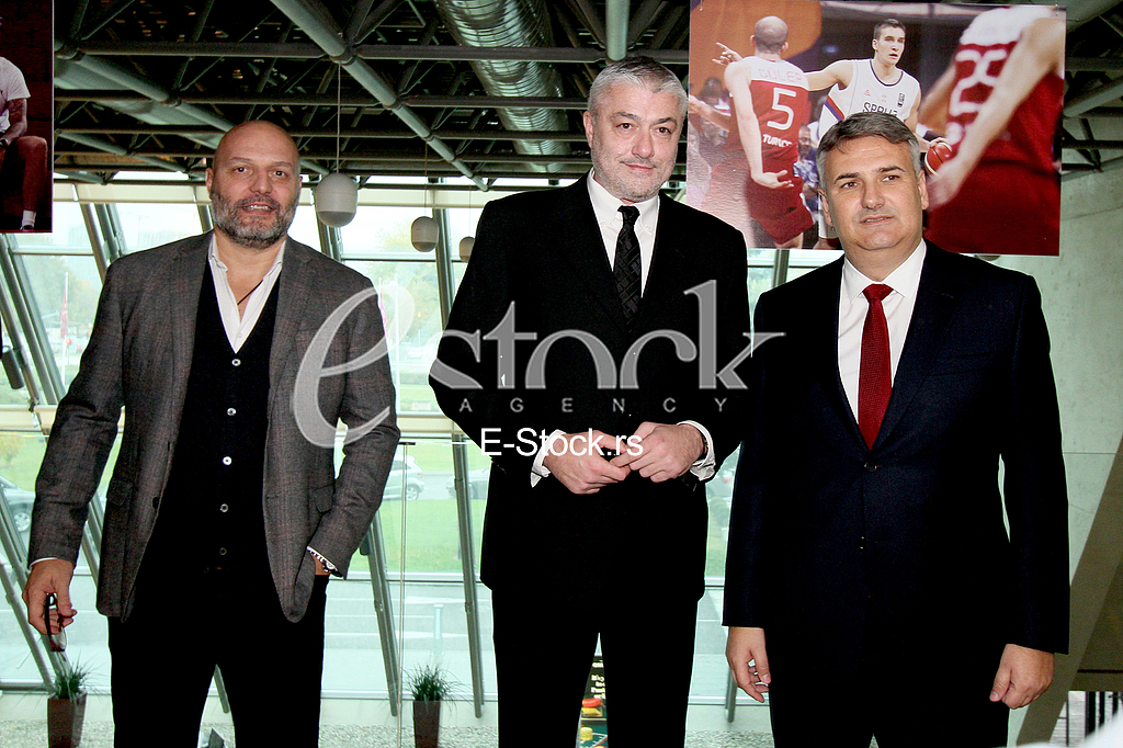 Dragan Markovic generalni direktor Triglav Osiguranja Beograd i Predrag Danilovic predsednik kosarkaskog saveza Srbije