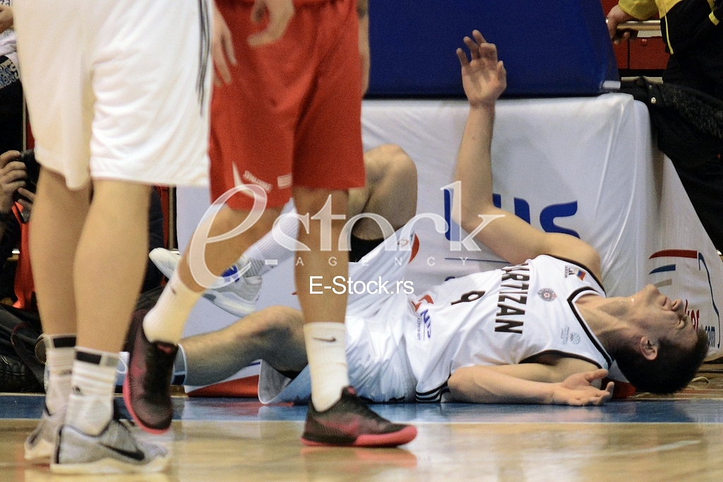 Partizan won the Szolnok in the 11th round of the Champions League FIBA, with 77:67.