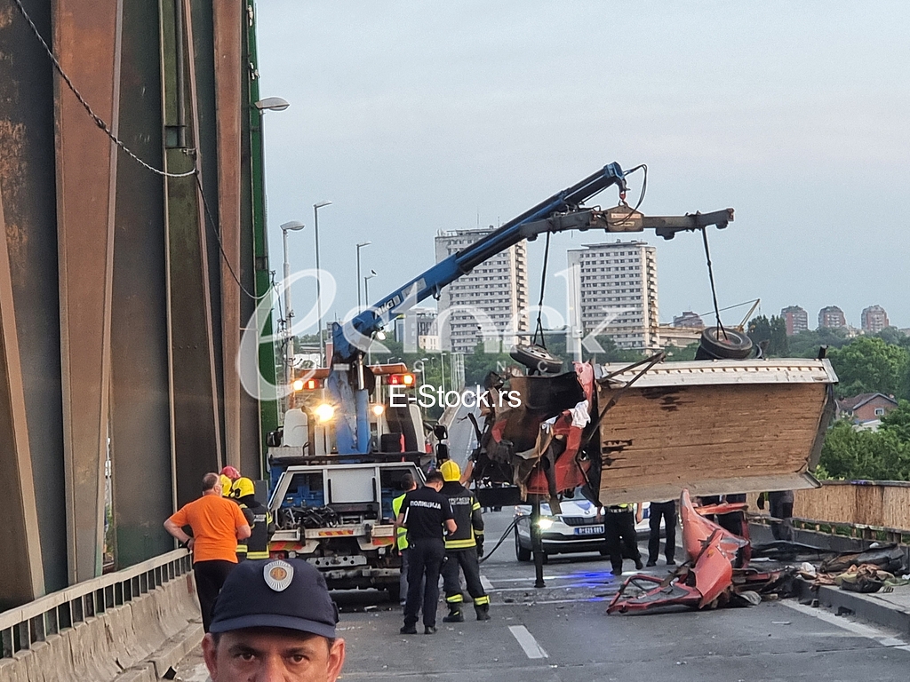 Pancevacki most saobracajna nesreca