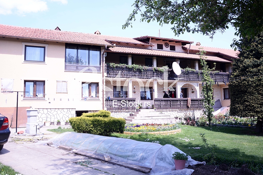Božidar Dacic killed three people and wounded one person and eventually killed himself.