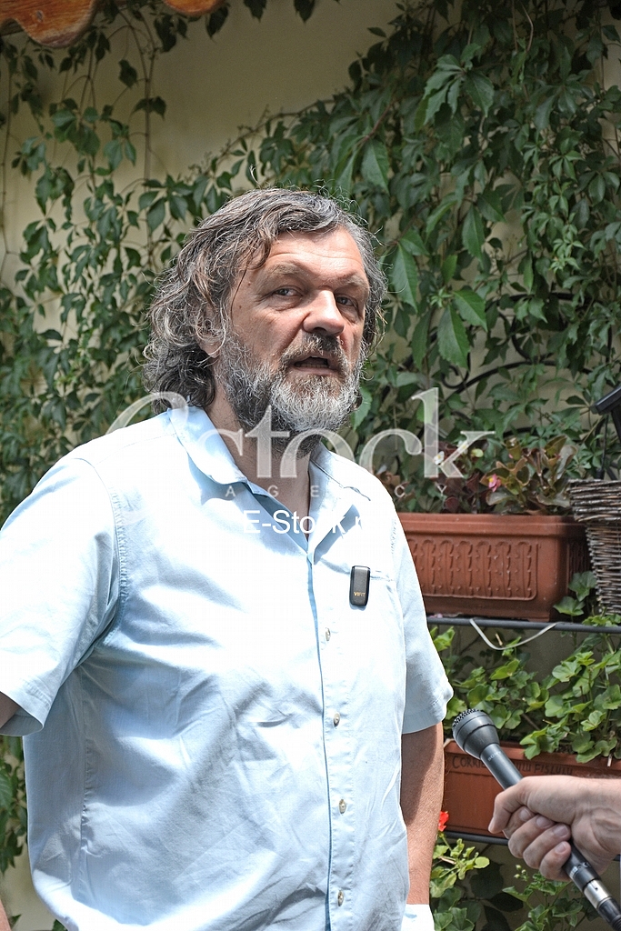  Emir Kusturica, Press conference about fourth music festival 