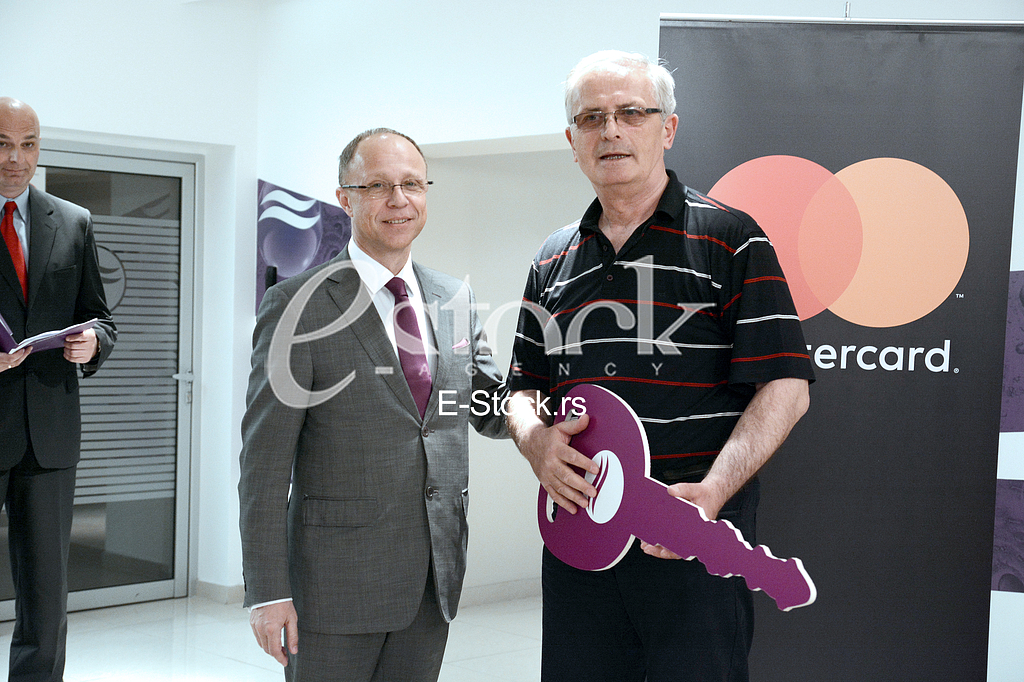  Commercial Bank, awards ceremony.