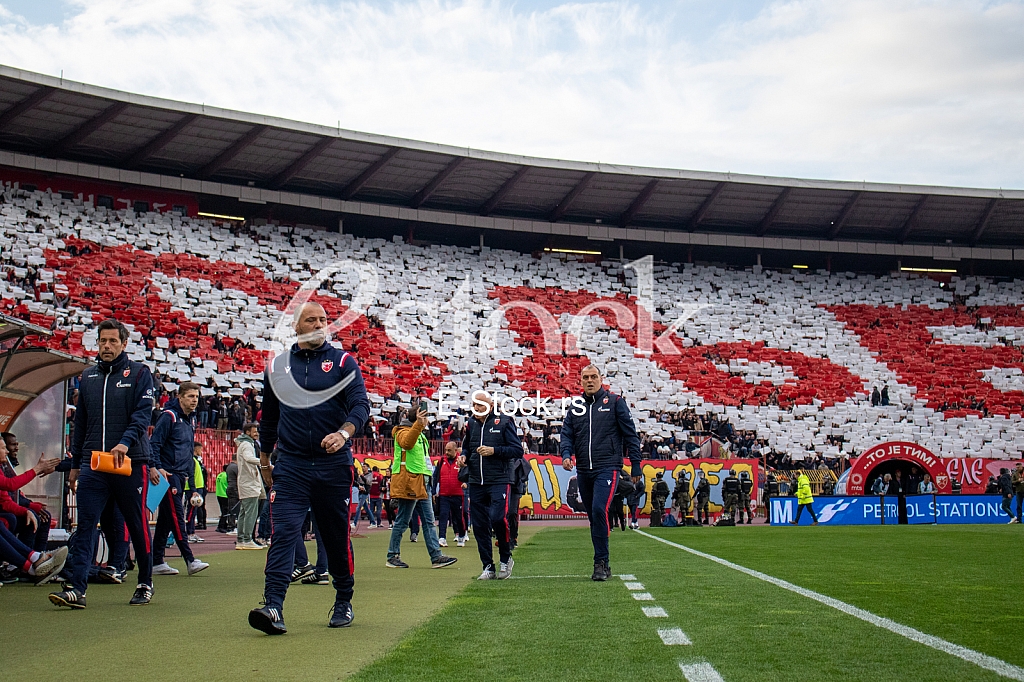 Fudbal: Večiti derbi FK Crvena zvezda - FK Partizan Fudbal: Večiti derbi FK Crvena zvezda - FK Partizan