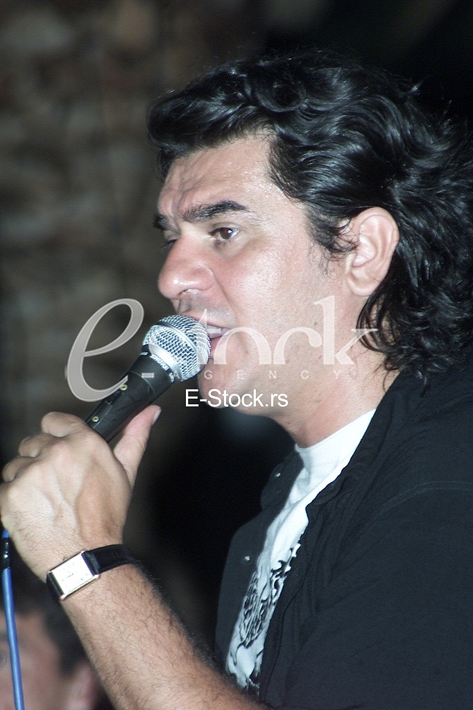 Amir Resic Nino, pevac