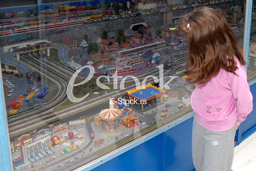 Scale model
