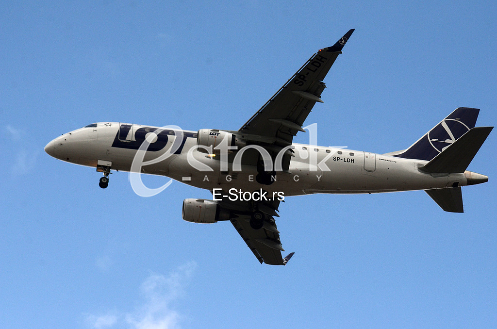 Commercial planes