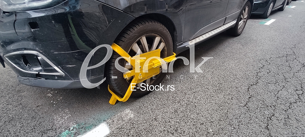 Parking servis lisica