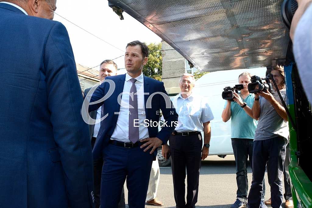 Presentation of city electro buses, major Sinisa Mali and Chinese Ambassador